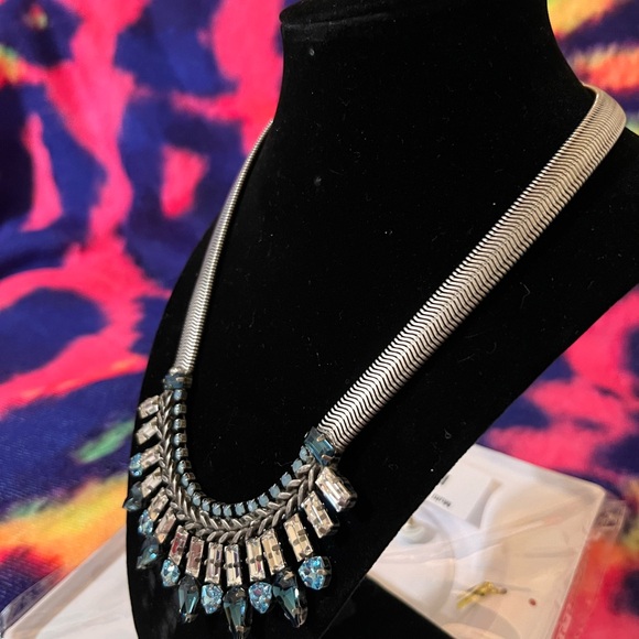 VINTAGE TOVA Brand New Tova Antique Silver Arrowhead Necklace - Picture 2 of 10